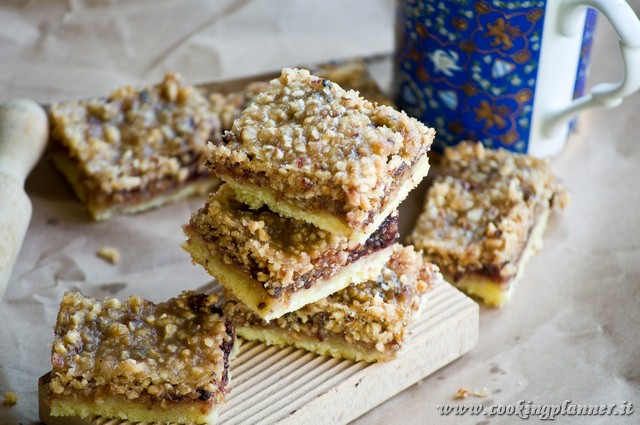 Biscotti Croccantini more e nocciole