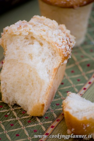 Coconut bread