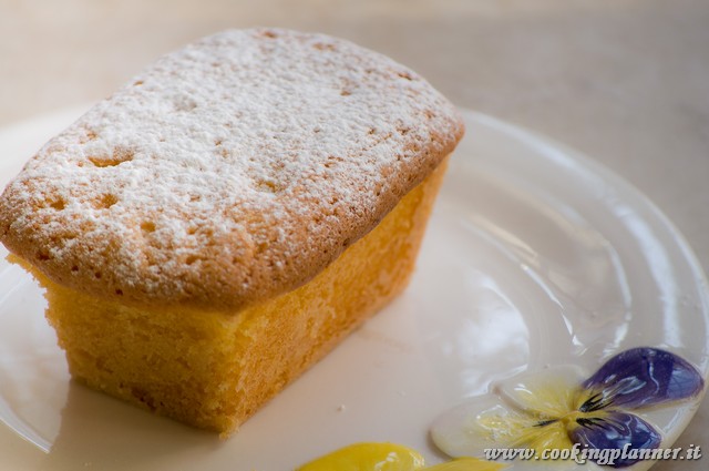 Plumcake all'olio di oliva e all'arancia