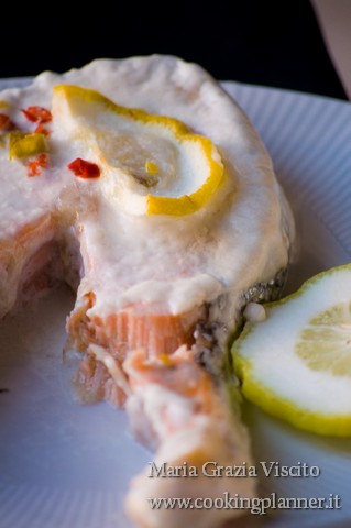 Salmone in salsa di cocco e lime