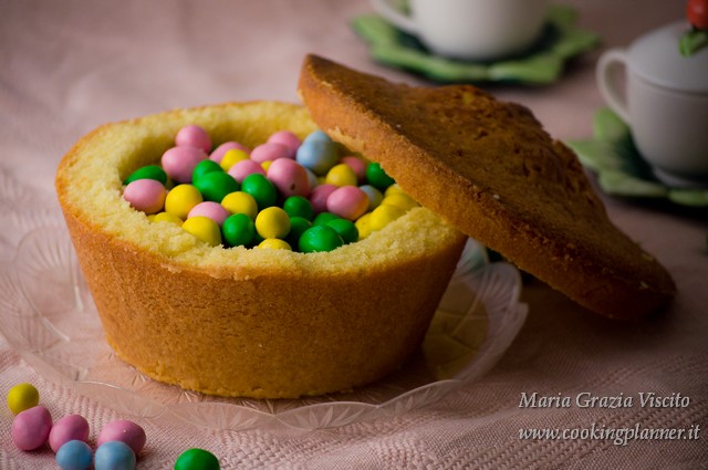 Roba da blog..(ovvero torta ripiena di caramelle)