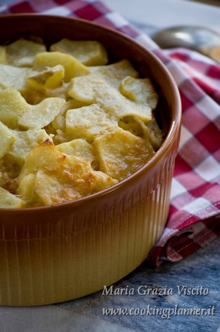 Taieddhra riso, patate e cozze (con acqua di pomodoro)