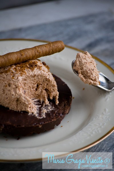 La Guimave di Michalak su cialda di cioccolato fondente e Caprice