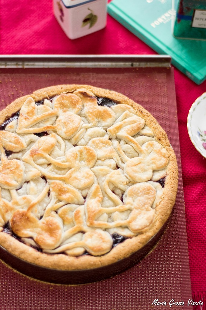 E’ l’ora del tè: crostata ricotta e visciole!